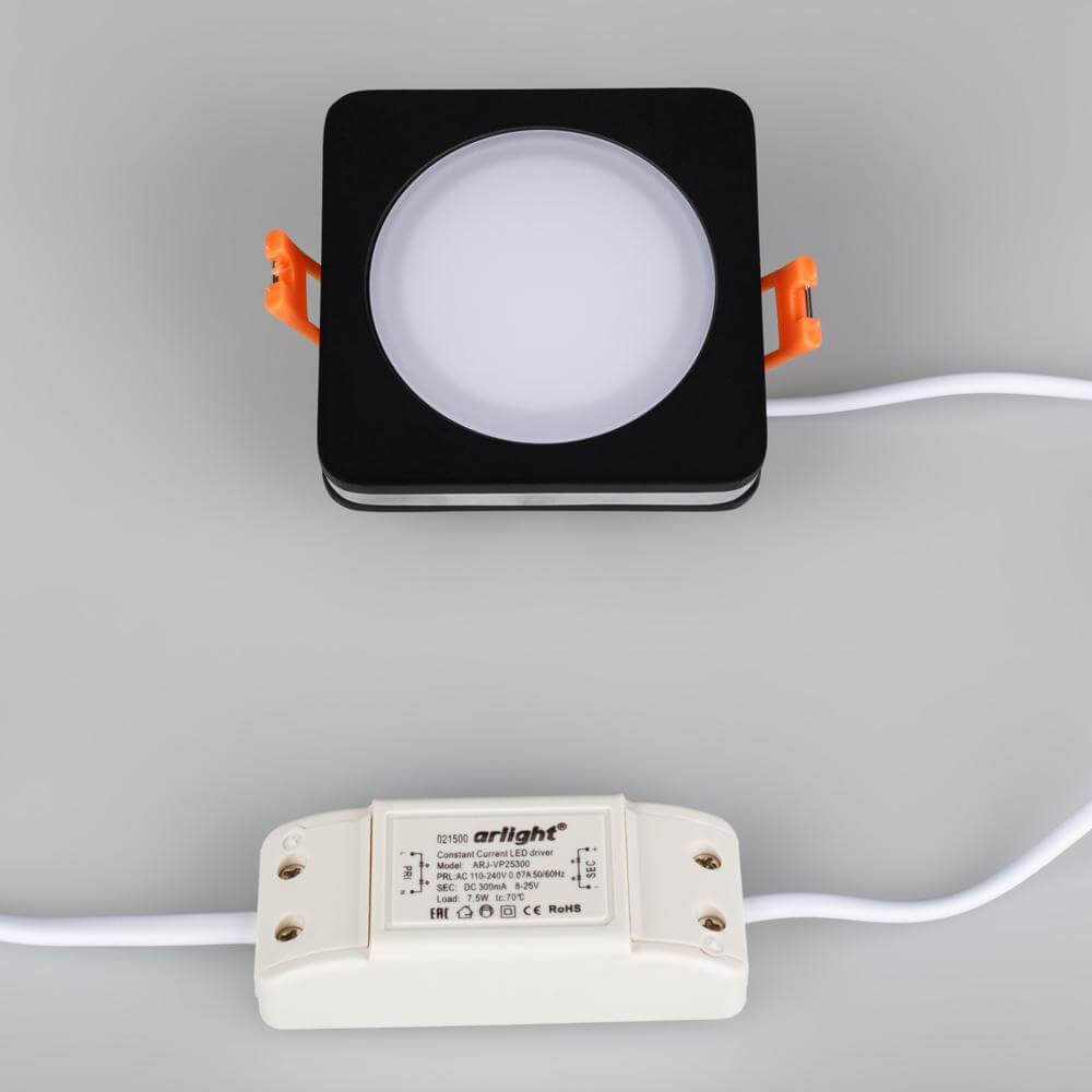Встраиваемый светодиодный светильник Arlight LTD-80x80SOL-BK-5W 3000K 022555