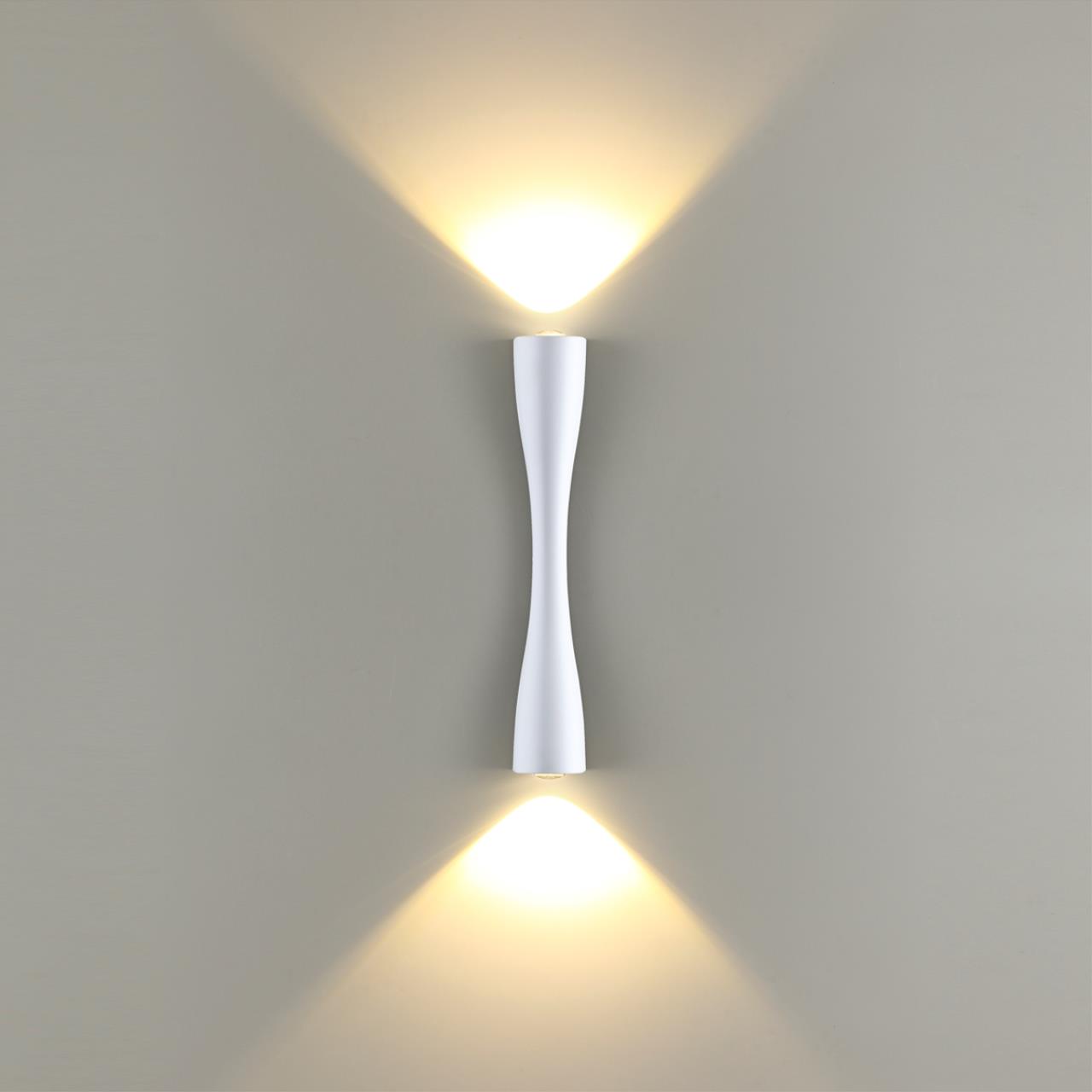 Настенный светодиодный светильник Odeon Light Anika 4290/10WL