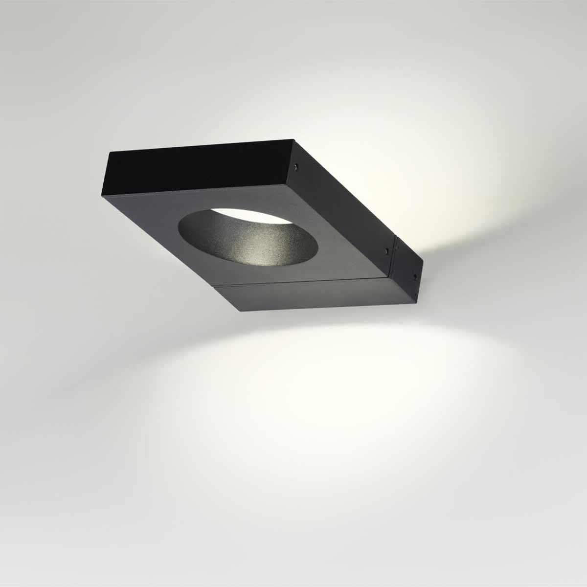 Уличный настенный светильник Odeon Light Como 6653/5WL