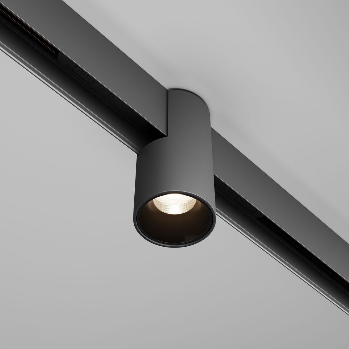 Трековый светильник Maytoni Exility Alfa 2700-6000K 7Вт 50 Dim Smart TR122-4-7W-DS-B