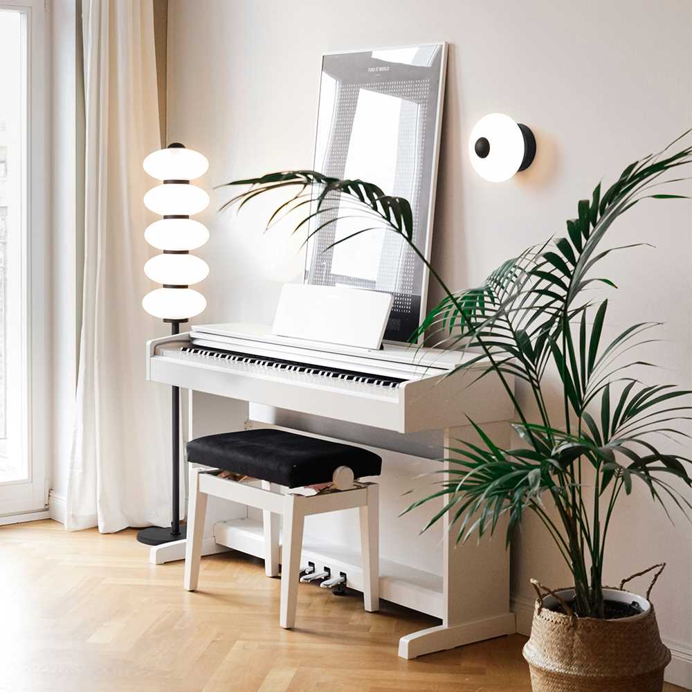 Напольный светильник Freya Aqua FR5553FL-L20B