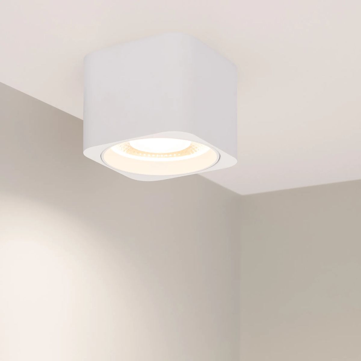 Потолочный светодиодный светильник Arlight SP-Dice-S78x78-10W Day4000 046634