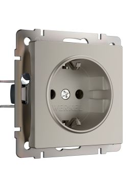 Розетка с/з со шторками Werkel W1271104 4690389211973 a069463