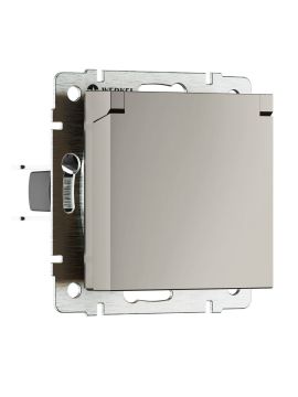 Розетка с/з с защитной крышкой и шторками Werkel W1271204 4690389211980 a069464